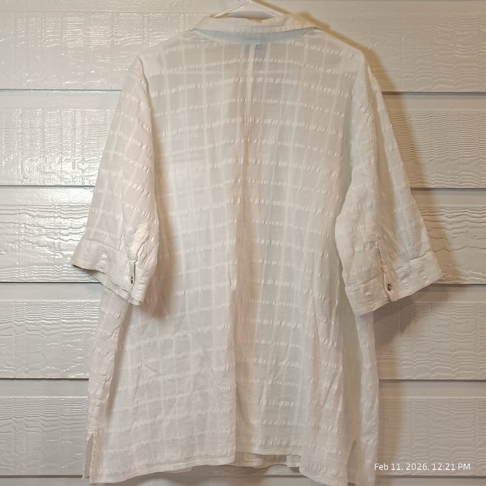 LIZ & ME WOMENS 3X  26/28W Button Up Top White Lightweight Resort 100% COTTON - Picture 6 of 6